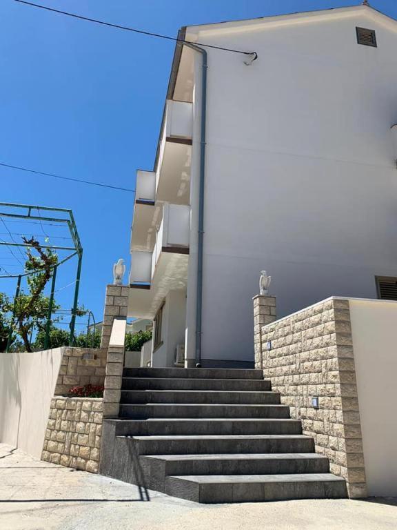 Rooms In Family House Vera Mundanije المظهر الخارجي الصورة