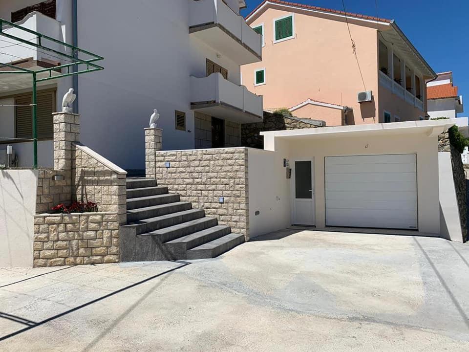 Rooms In Family House Vera Mundanije المظهر الخارجي الصورة