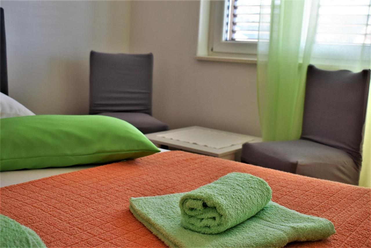 Rooms In Family House Vera Mundanije المظهر الخارجي الصورة